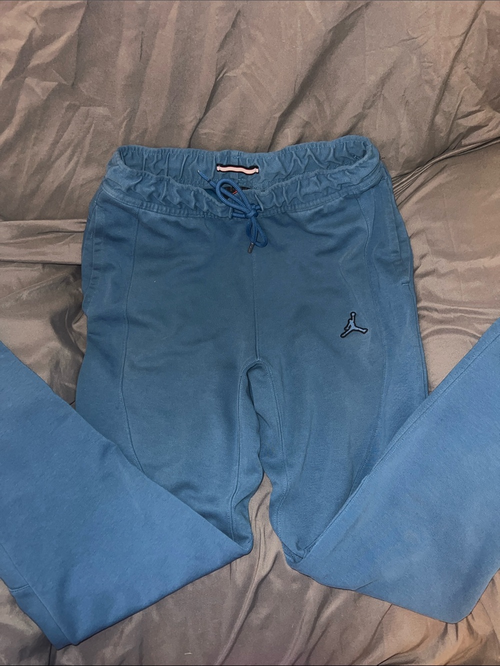 Jordan Flight Sweatpants with tapered leg.